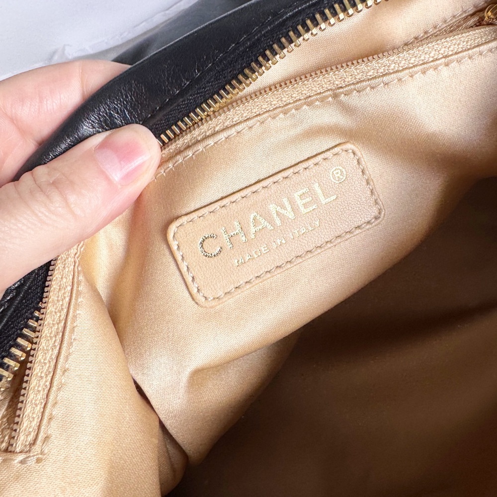 SOLD❌CHANEL RODEO DRIVE BLACK LEATHER CC GOLD CHAIN HOBO SHOULDER BAG + Box - Picture 16 of 16